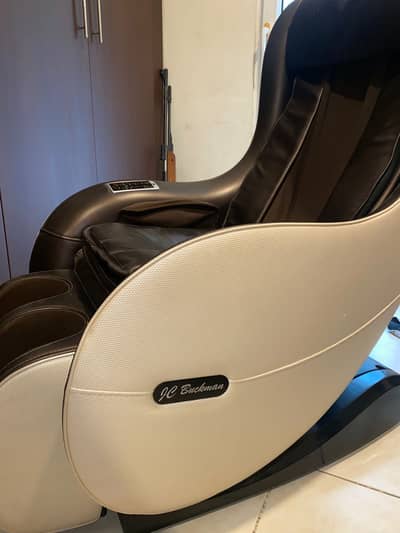 JC Bodycare Massage Chair – Full Body Electric Recliner