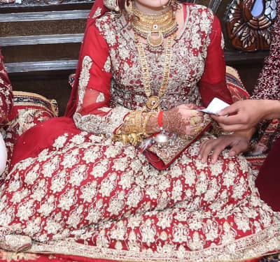 Bridal lehnga