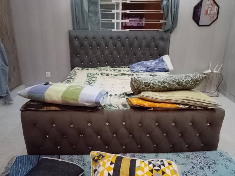 full size bed 1