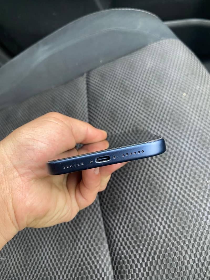 Iphone 17 pro max (sim non active) 0