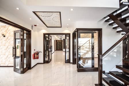 1 Kanal Upper Portion Lower lock Slightly Use Like New Hot Location in DHA Phase 4