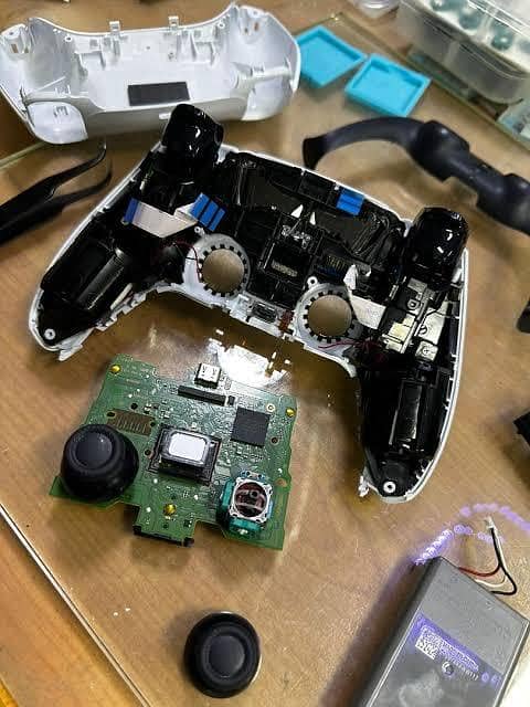 PS5 PS4 XBOX 4