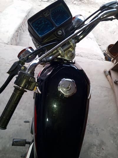 Honda CG 125 bike for sale