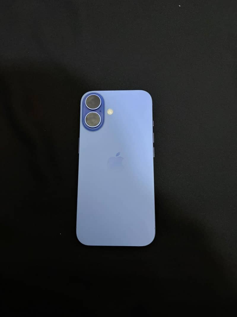 iPhone 16 0