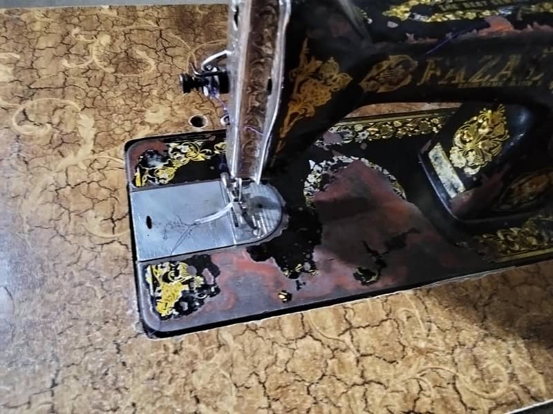 sewing machine  5