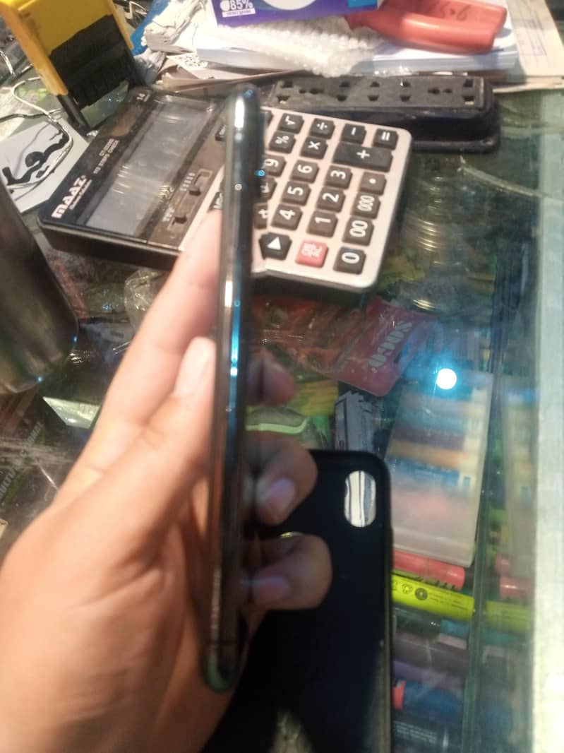 iphone xs max 1