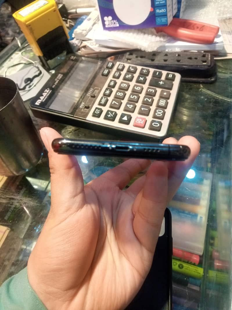 iphone xs max 3