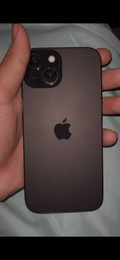 IPHONE 15 mdm 10/10 NOT EVEN A SINGLE SCRATCH