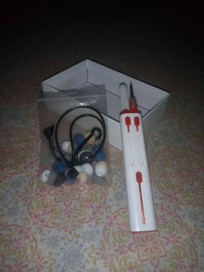 ITALIO TECH EARBUDS