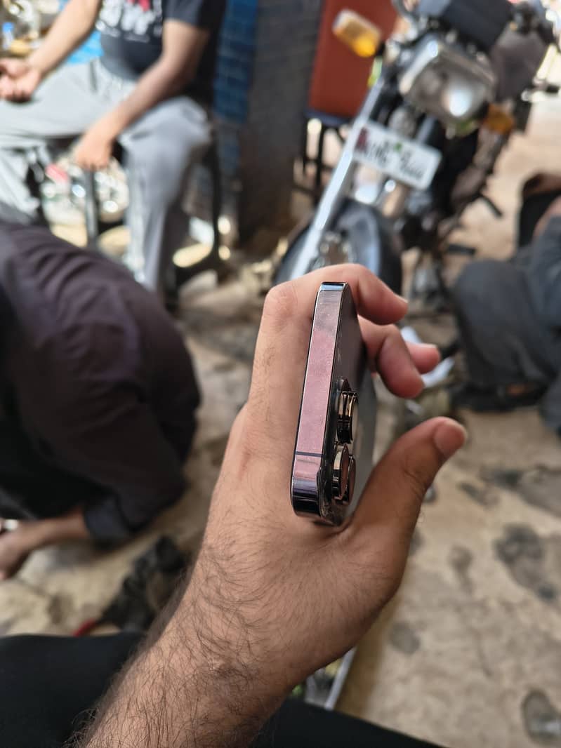 Iphone 14 pro 3