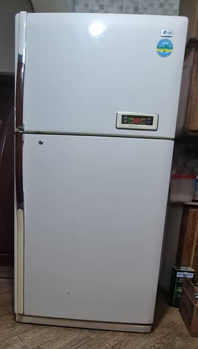 LG 760L Premium Fridge (GR-762DEQF) – Excellent Condition