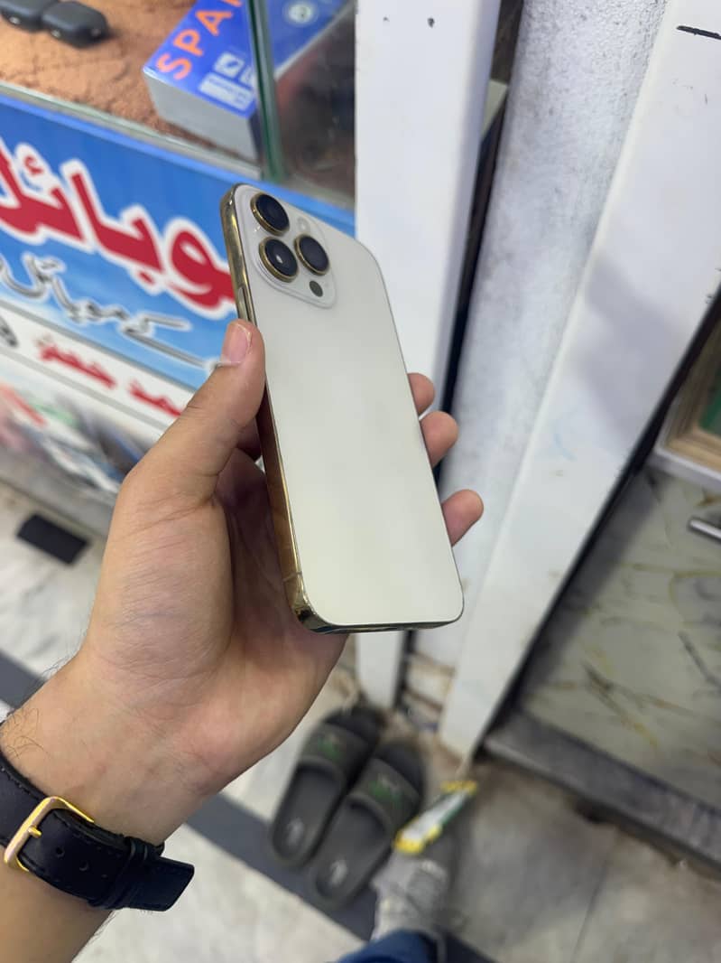 iphone 14 pro max 2