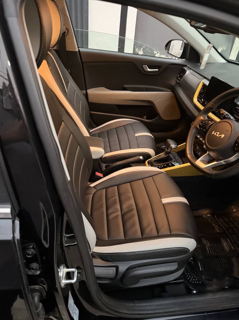 KIA Stonic EX+ 2021 | B To B Genuine | Low Mileage 5
