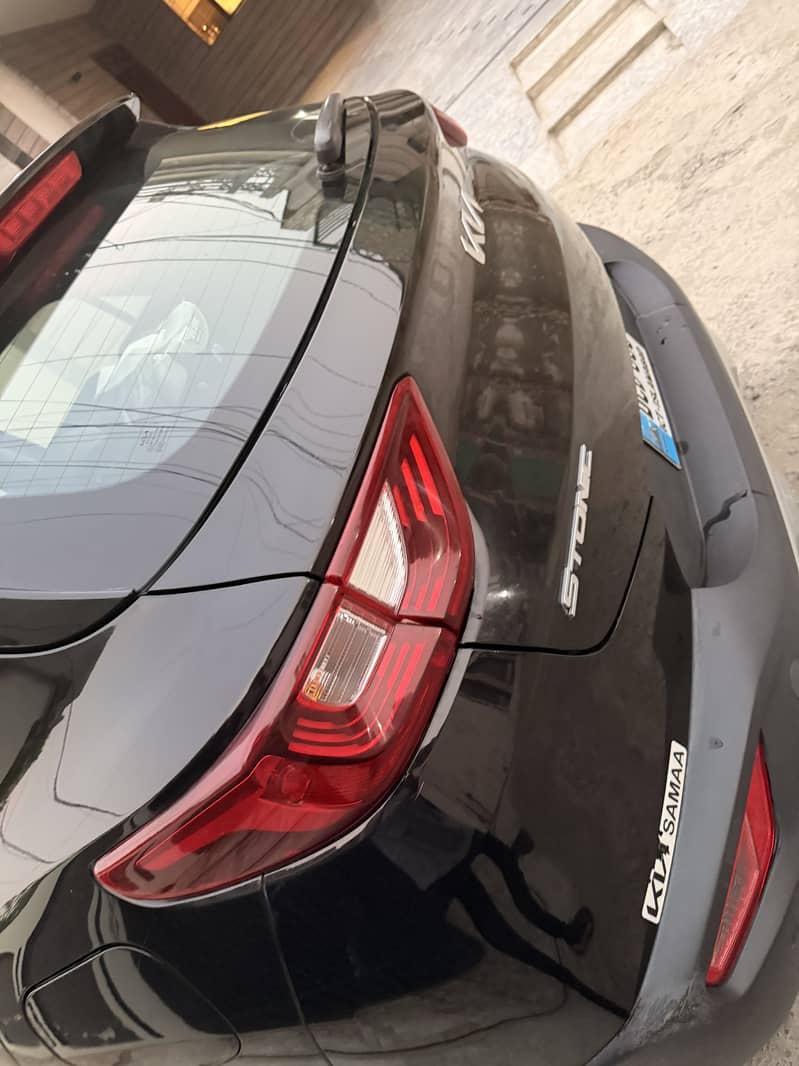 KIA Stonic EX+ 2021 | B To B Genuine | Low Mileage 11