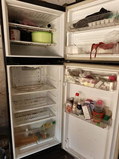 PEL REFRIGERATOR