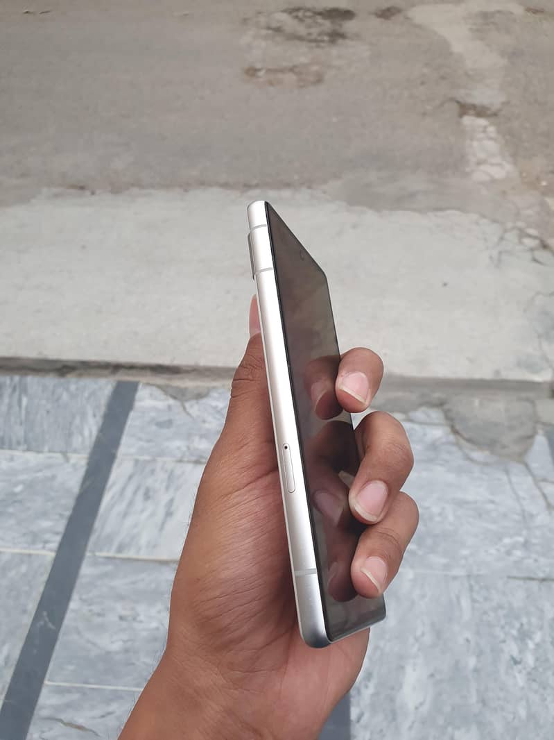 Google pixel 7a 2