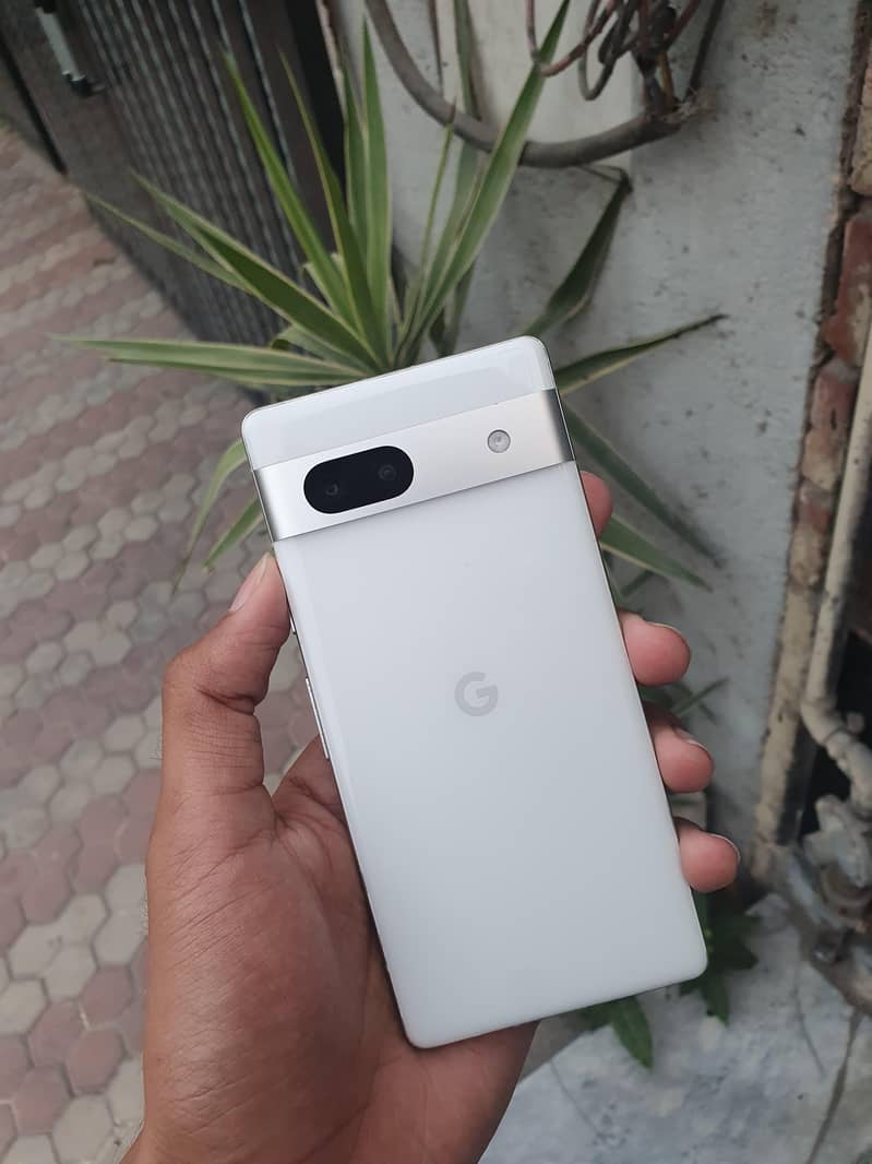 Google pixel 7a 9