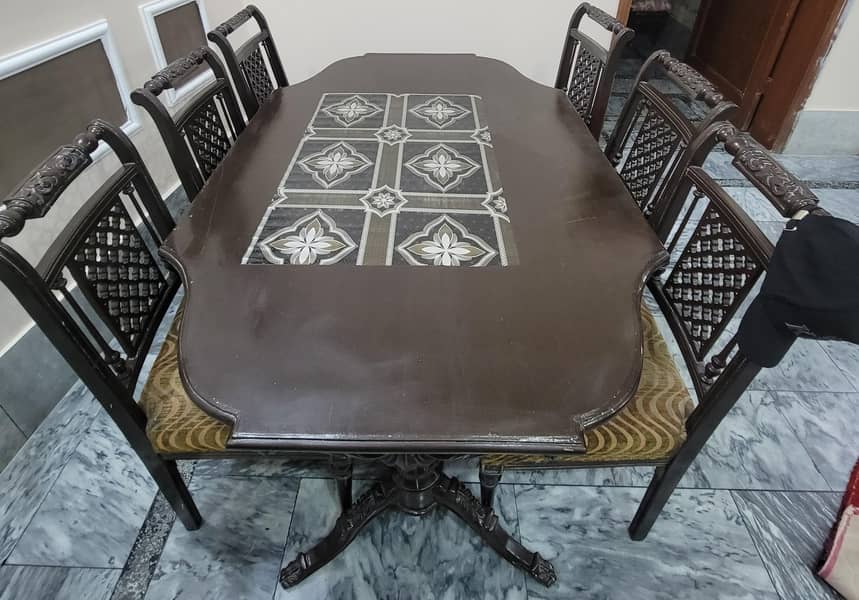 Dining Table 0