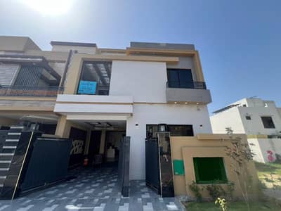 Brand New 5 Marla House for Rent in BB Block, Bahria Town