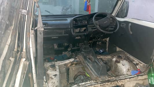 Need clean seven seater van 03434727686