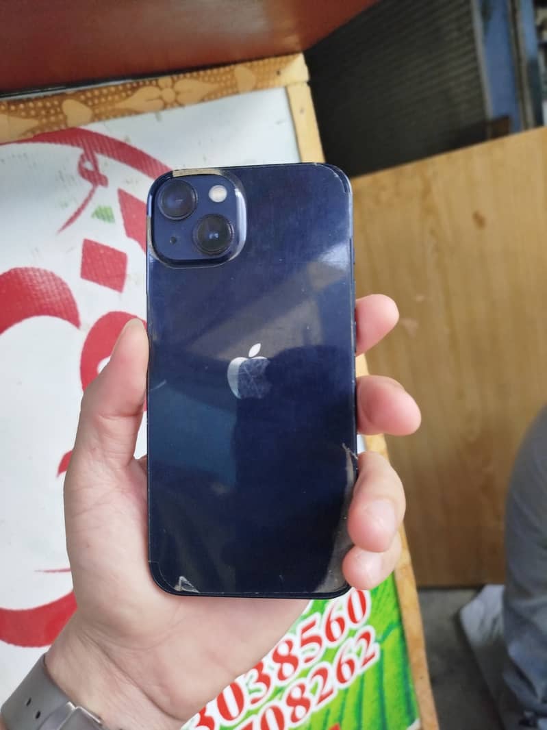 Apple iPhone 13 0