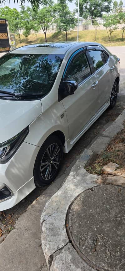 corolla altis grande 1.8