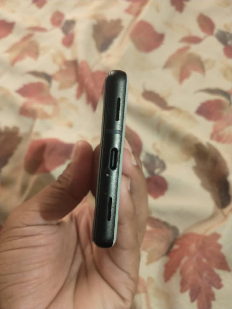 pixel 6a 4