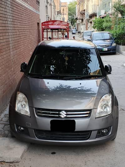 Suzuki Swift DLX