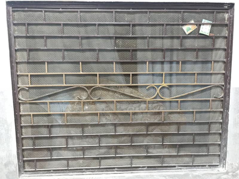 iron  window 0
