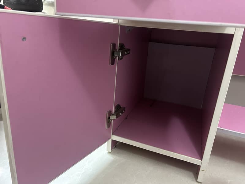 STUDY TABLE FOR KIDS 3