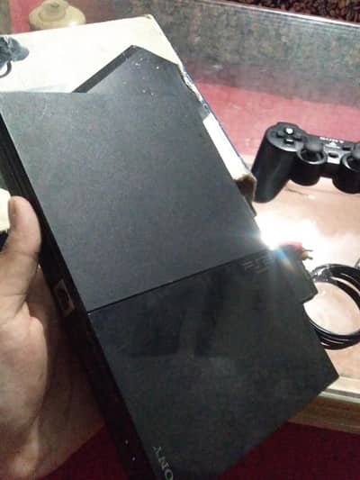 PLAY STATION 2. NEW CONDITION 10/10 ALL OK ALL WORKING