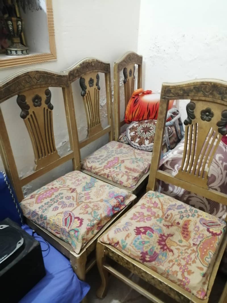 Dining table with chairs 1