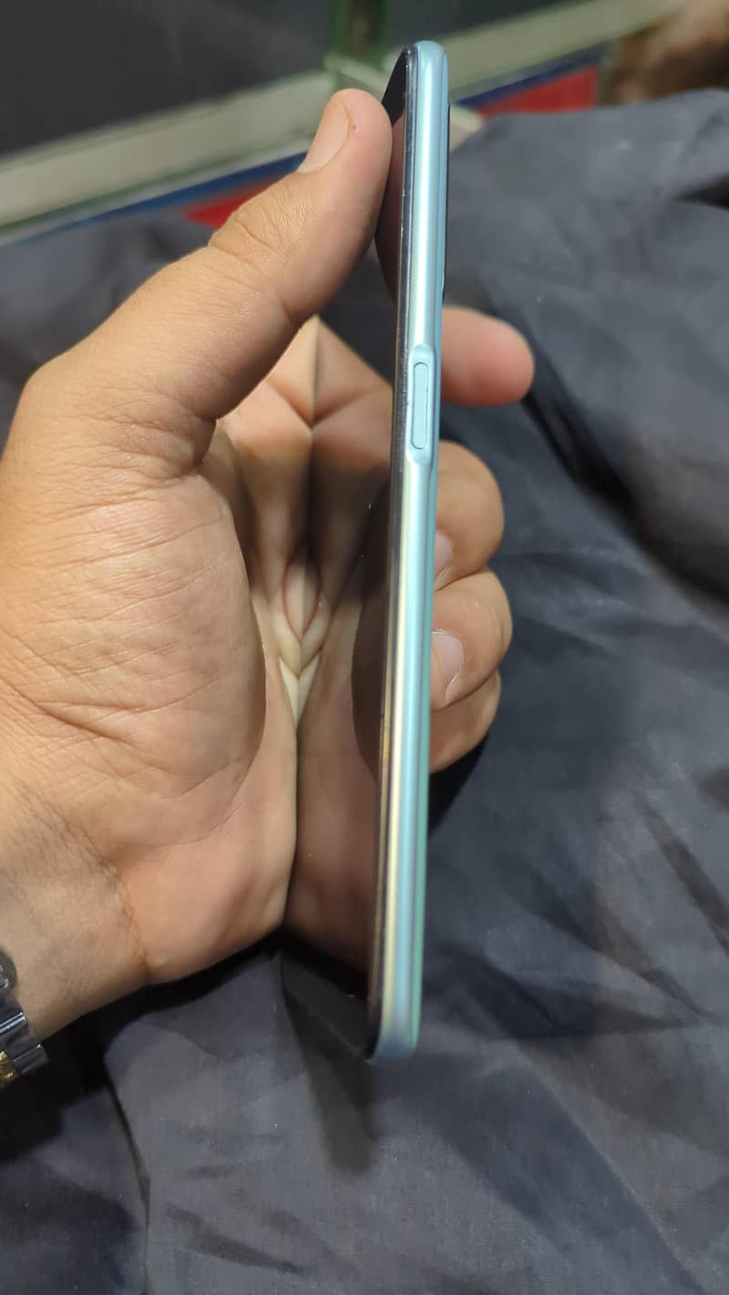 OPPO a 76 1