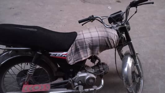 united 70 bike urgent sale