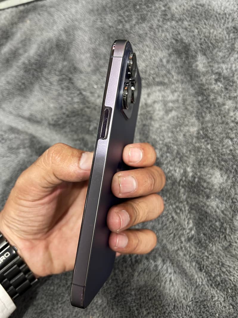 iphone 14 pro max 3