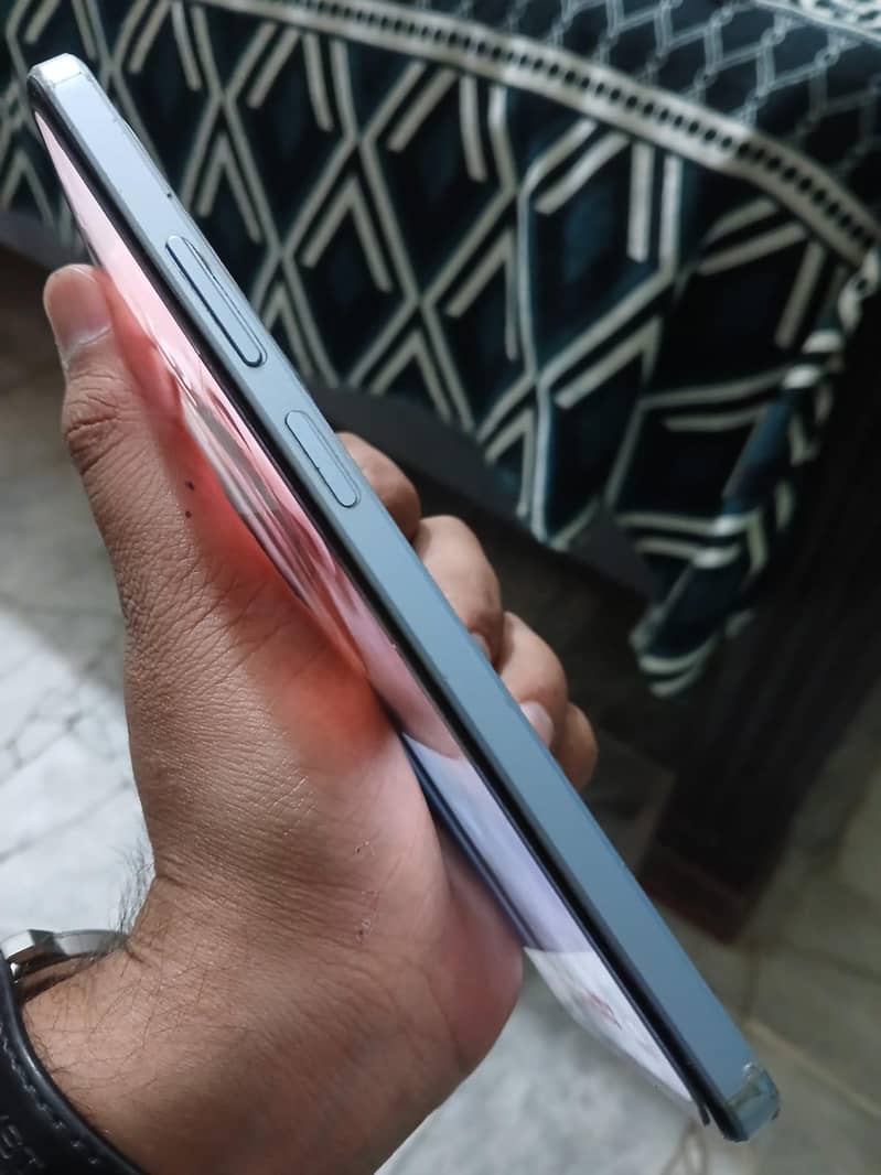 oppo a60 3
