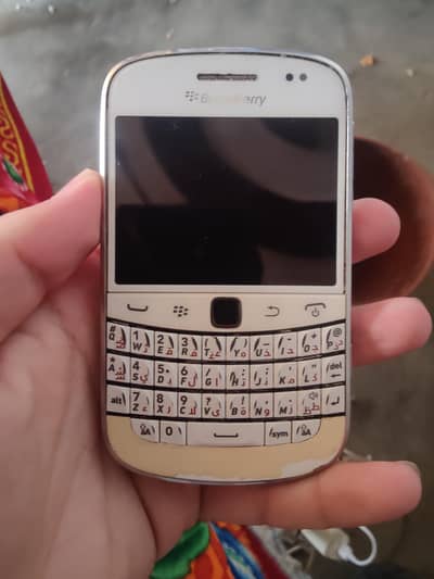 blackberry Bold 9900