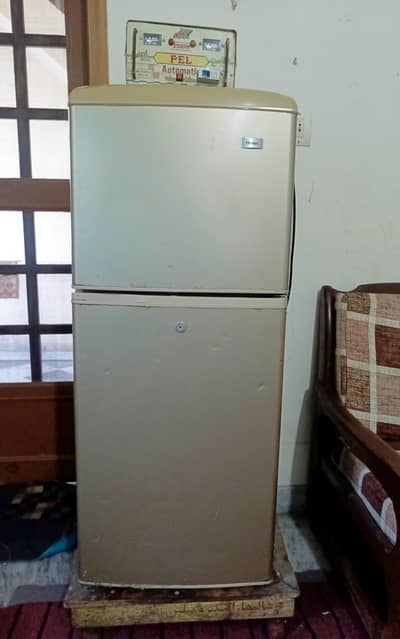 Haier HR-155, 11cft,  medium size fridge