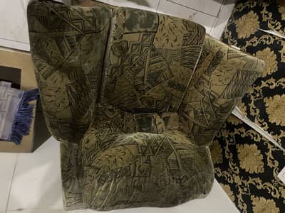 6 seater sofa set available