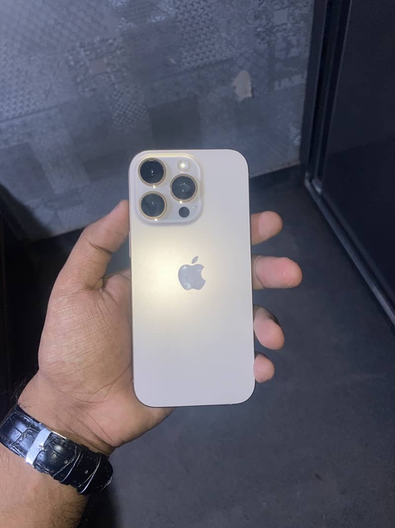 Iphone 16 pro 3