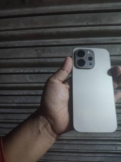 vivo v70 12gb 256gb