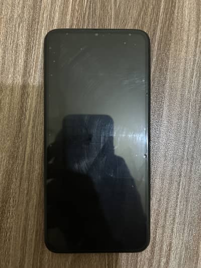 Ram4.0gb………. internal storage 128gb full ok pick hn