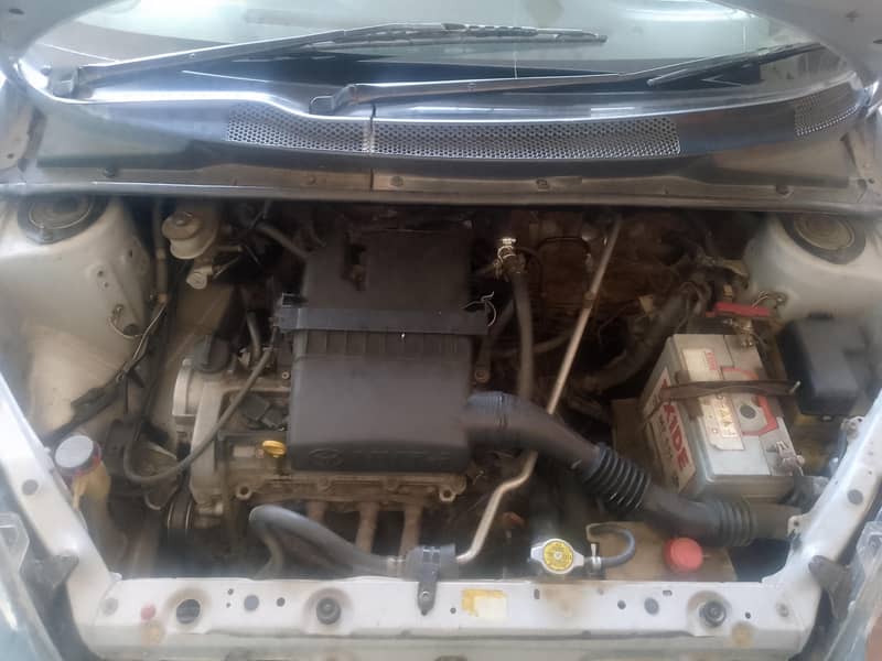 vitz car 9