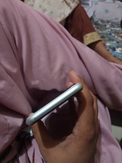 iPhone XR for sell argent