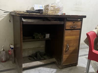 Computer Table
