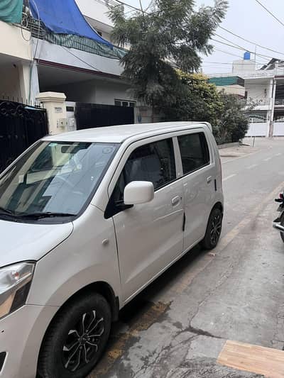 03226917304 urgent sale