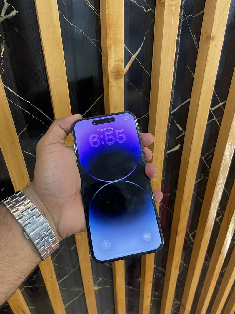 iPhone 14 pro max 5