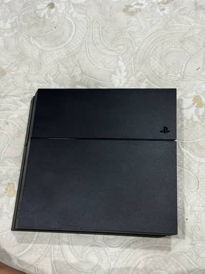PS 4 fat condition  10/10 500gb no repair no refurbish