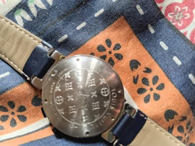 Louis vuitton 100 oragnl watch