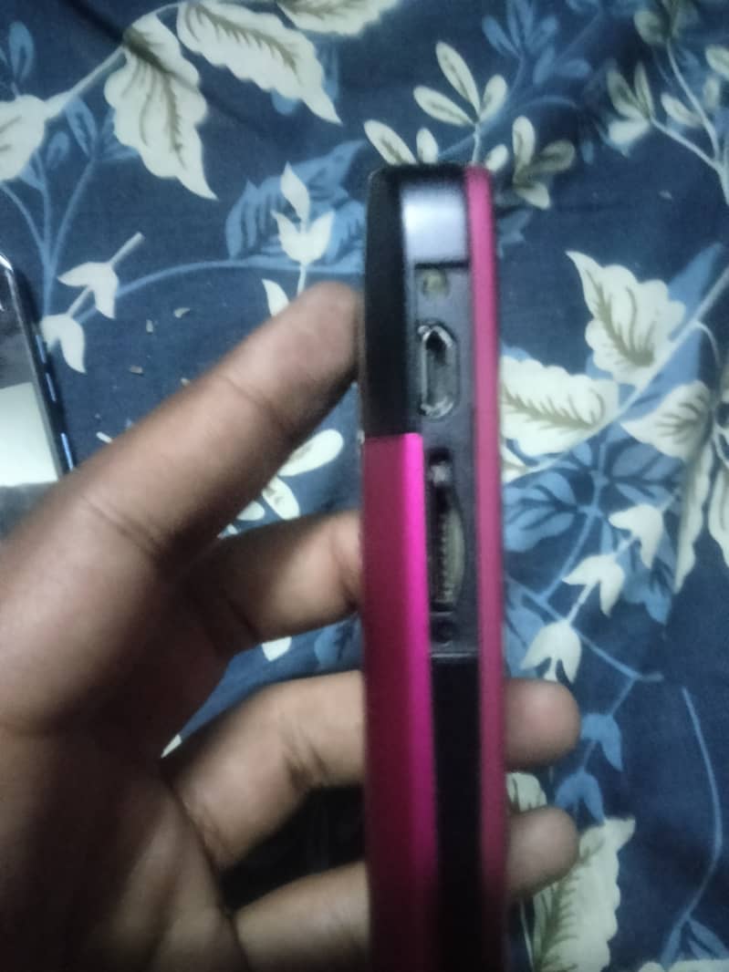 Nokia C3 4